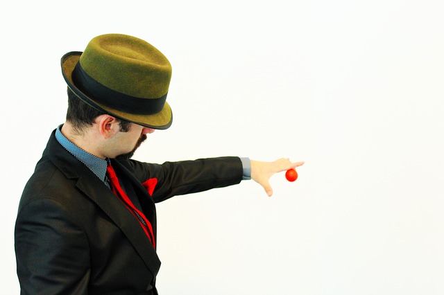trik s balonkem